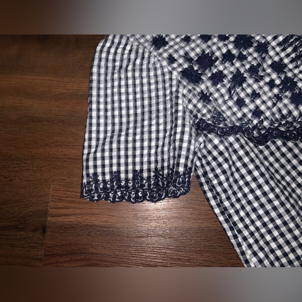 J Crew Embroidered Navy Gingham Button Up Top Short Sleeve Ruffle fall casual - Picture 4 of 4